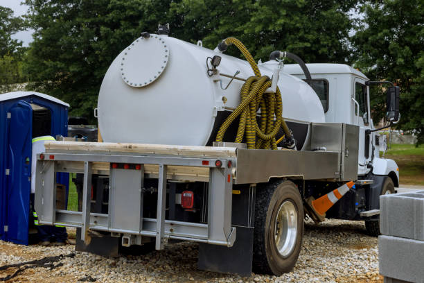 Best Portable restroom trailer rental  in Fullerton, NE